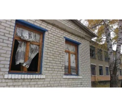 Розбиті вікна Дитячий садок Малятко та Надія квартал Луначарського 29 жовтня 2015 р.
