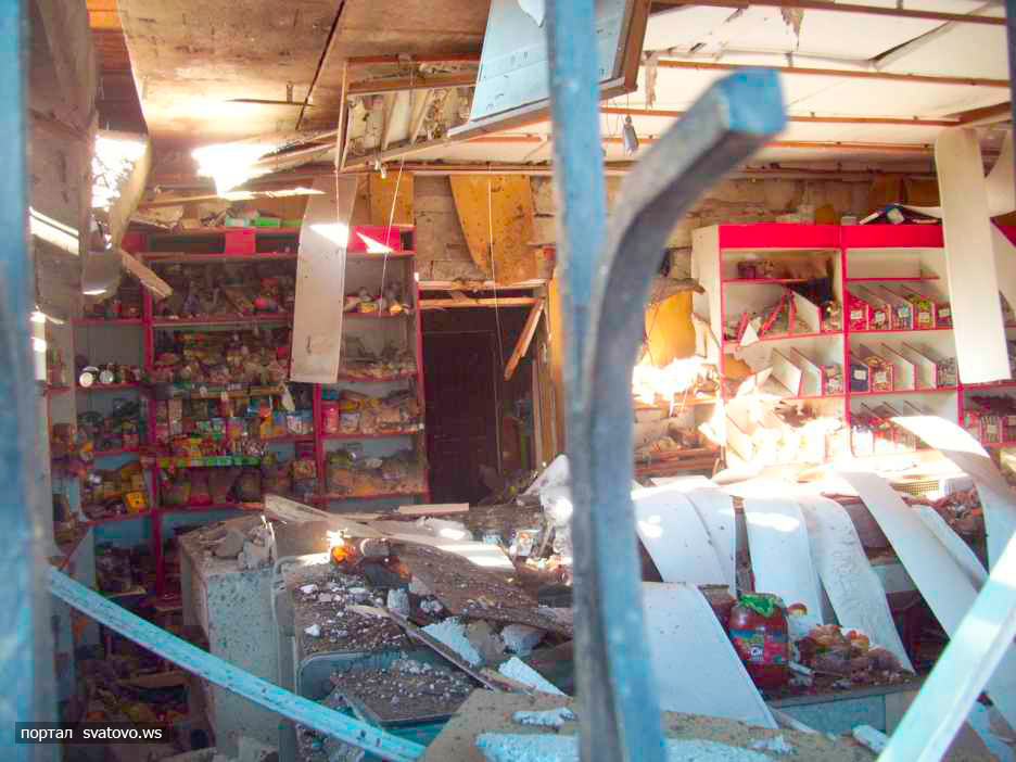 Вид магазину Люкс всередині після вибухів по вул. Свердлова 29 жовтня 2015