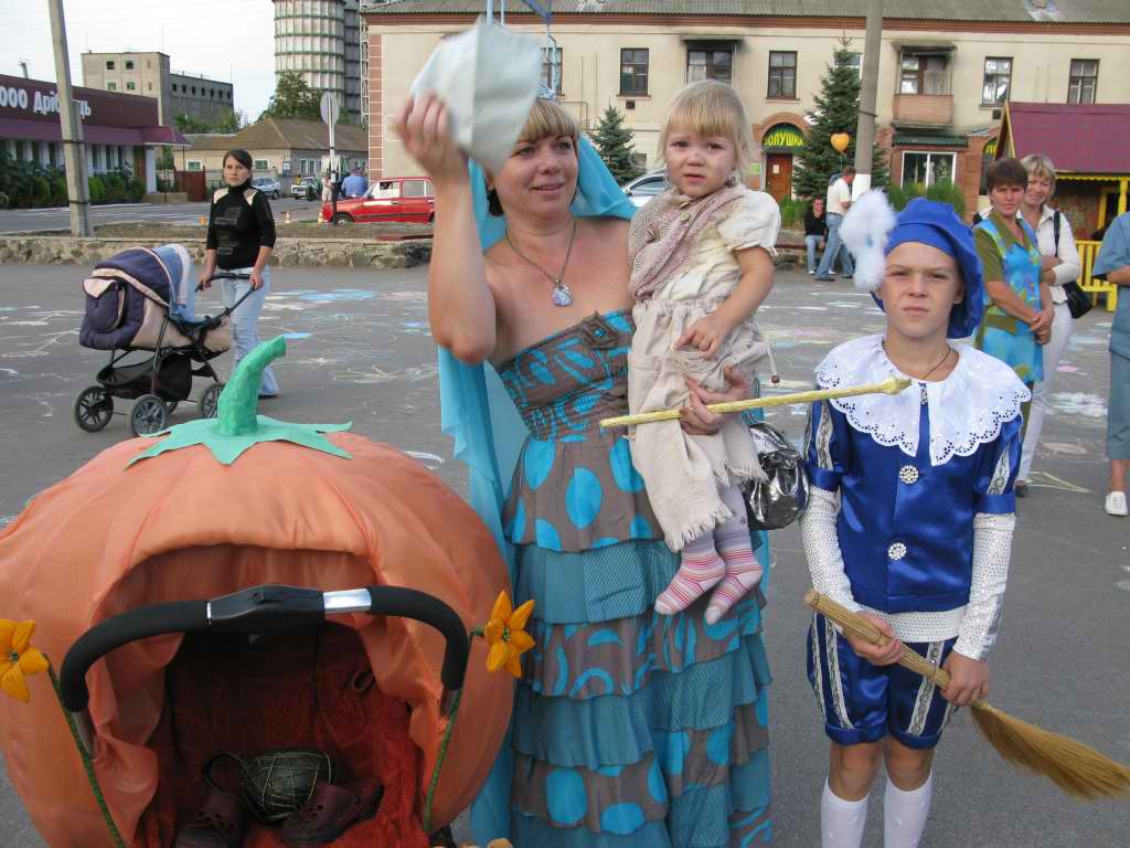Парад младенцев. Сватово 350 лет. День города 2010 (148)