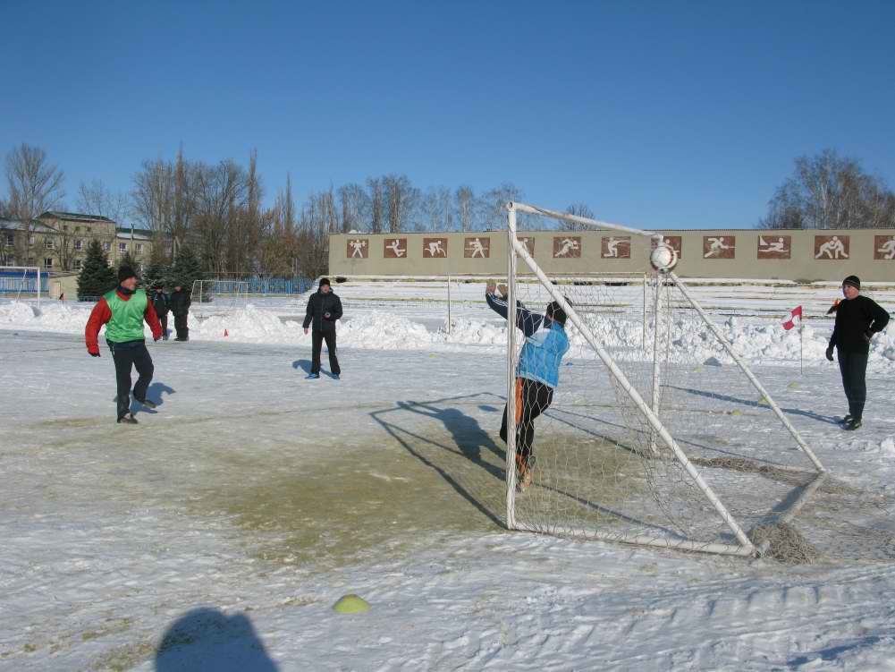 перший зимовий турнір з міні футболу присвячений визволенню м. Сватове від німецько-фашистських окупантів