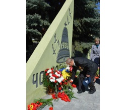 26 квітня 2017 р. на пл. 50-річчя Перемоги біля пам’ятного знаку героям Чорнобиля відбувся мітинг, присвячений 31-й річниці від дня аварії на ЧАЕС. Покладання квітів.