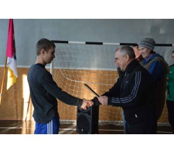 Фінальний турнір з настільного тенісу на Кубок міського голови 2016 р. Під час нагородження.
